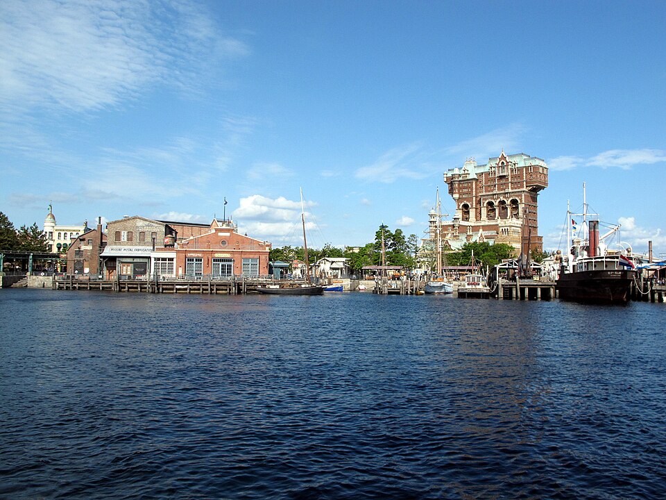 DisneySea Electric Railway (American Waterfront)