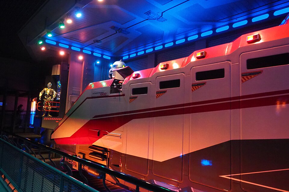 Star Tours: The Adventures Continue