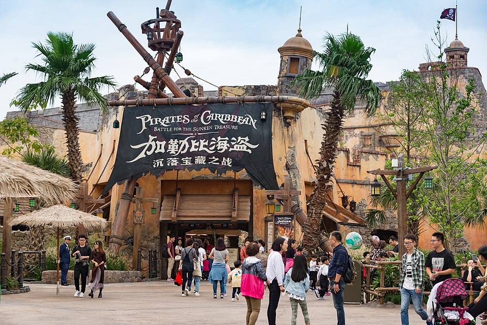 Pirates of the Caribbean Battle for the Sunken Treasure