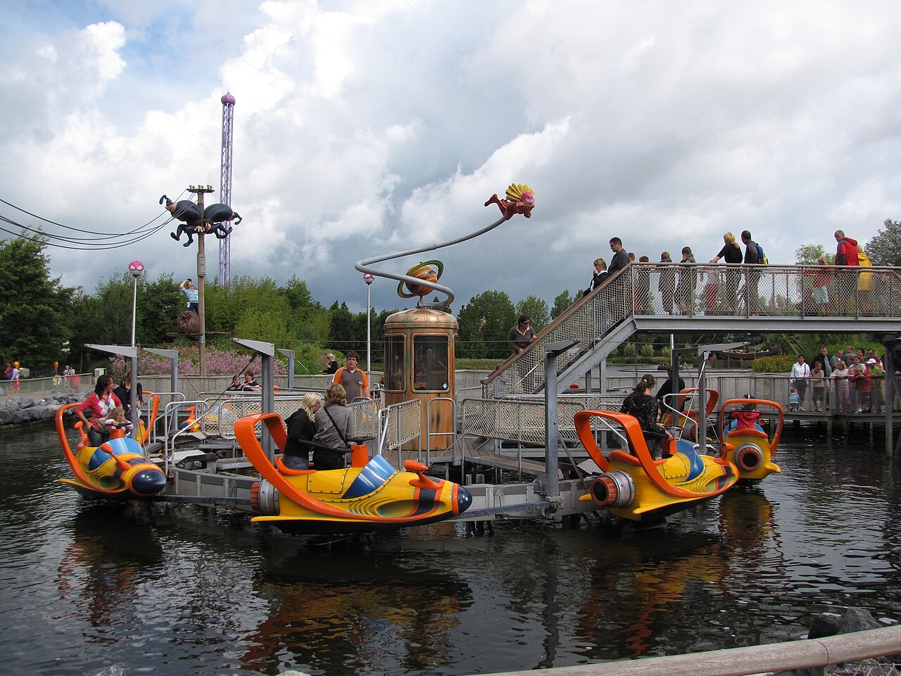 Mega Mindy Jet-ski