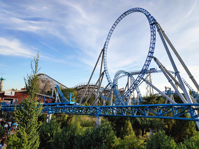 blue fire Megacoaster