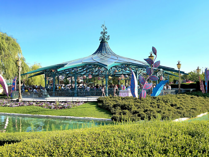Mad Hatter's Tea Cups